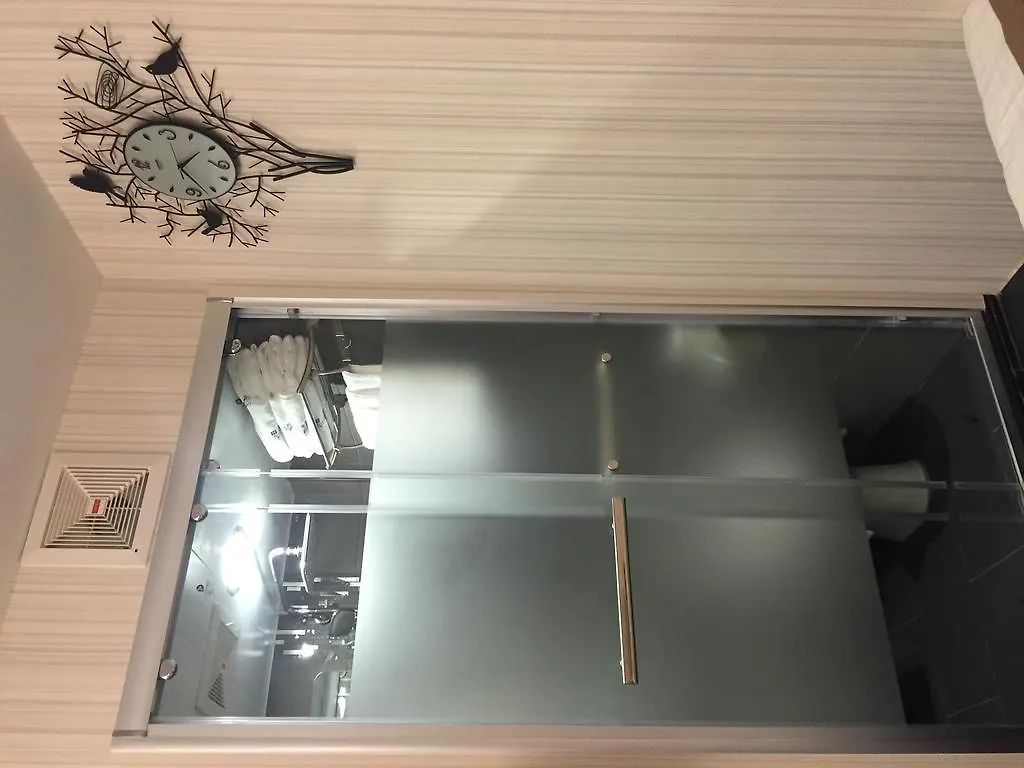 Guest house Seasons Hotel Hong Kong