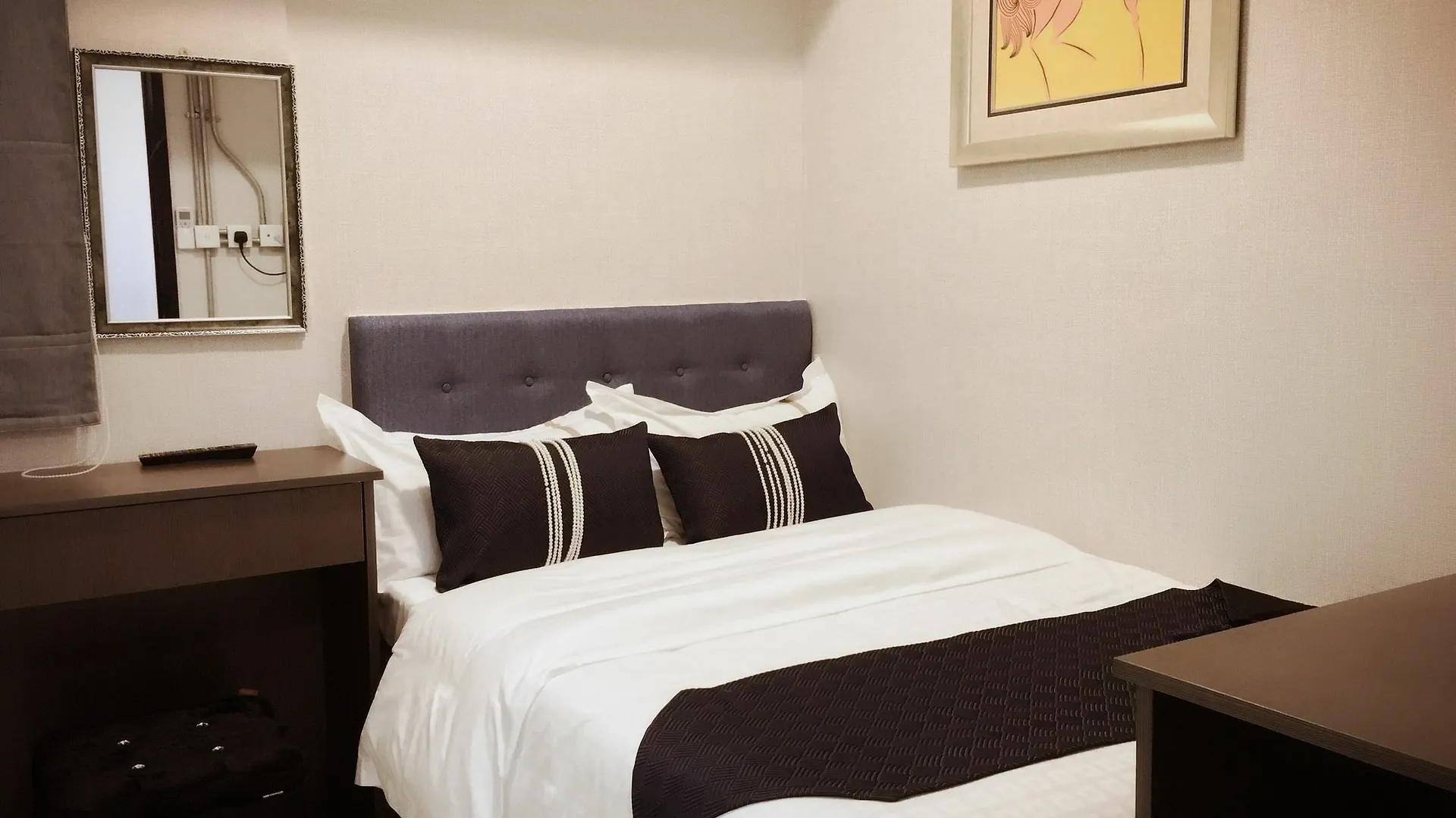 Seasons Hotel Hong Kong