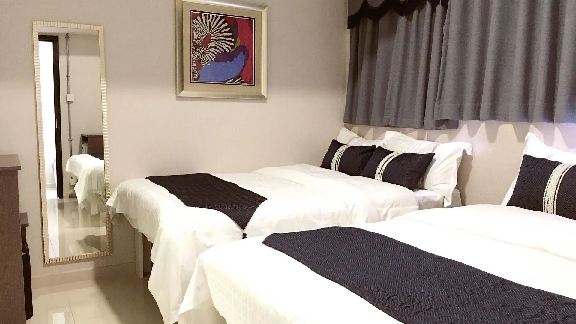 Seasons Hotel Гонконг Китай